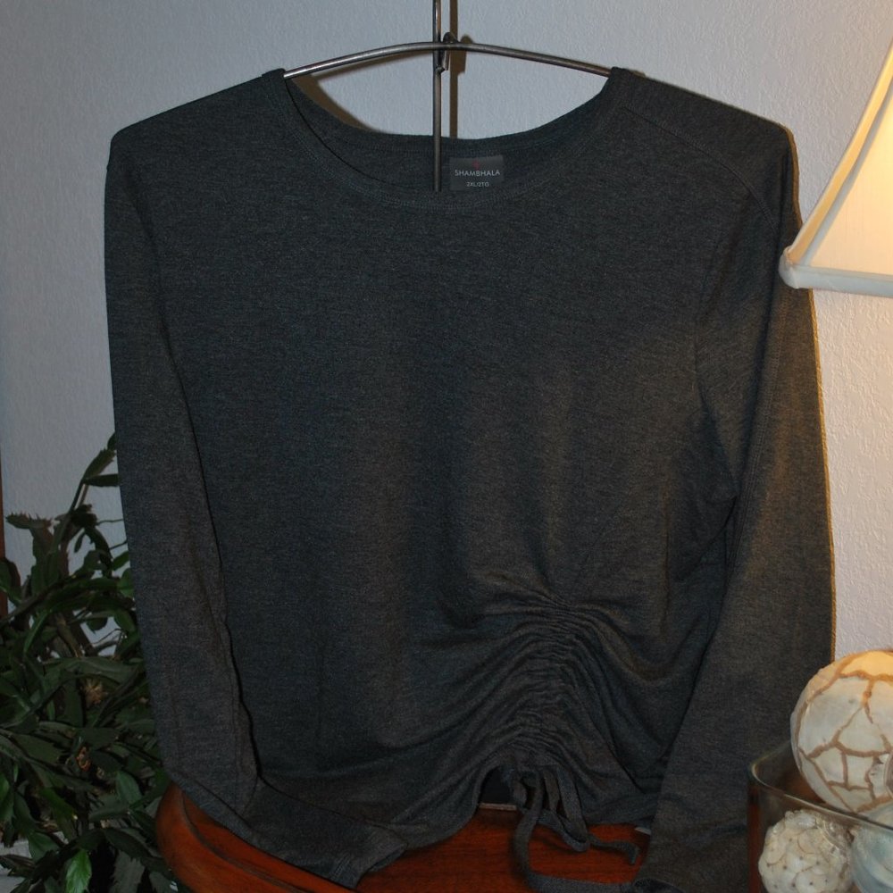 Women's knit top